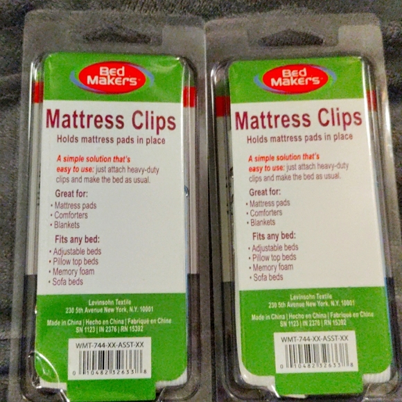 Bed Makers Mattress Clips bundle of 2 extra wide grips four pack strap sets. - Picture 7 of 8